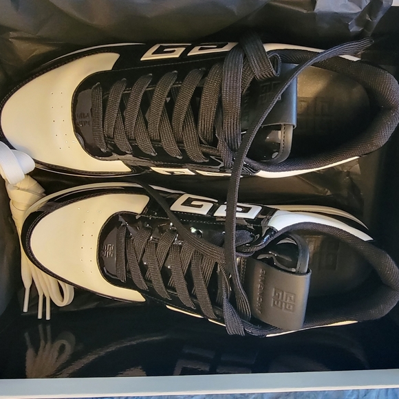 Givenchy EU43 black and white - Picture 4 of 6